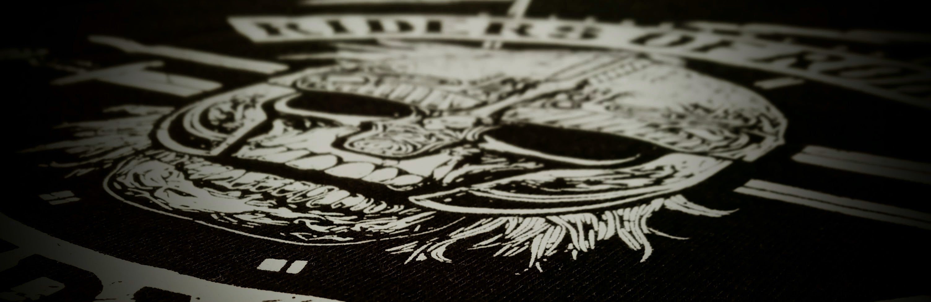 How Two Geeks Hand-Print Their Tolkien T-Shirts